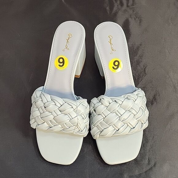 BRAND NEW QUPID CHUNCKY WOVEN HEEL SQUARE TOE HEEL SLIP-ON WOMEN"S SANDAL - Picture 2 of 15